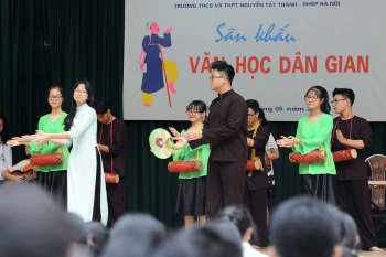 “Sân khấu văn học dân gian” của teen cấp 3 Nguyễn Tất Thành
