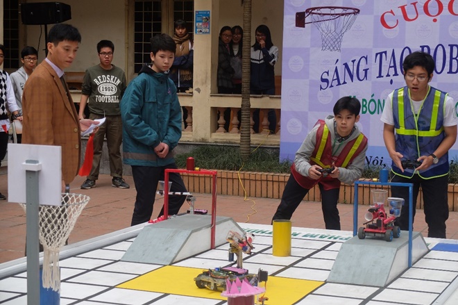 Chung kết cuộc thi Sáng tạo Robot lần thứ 4: Khi niềm say mê khoa học thăng hoa