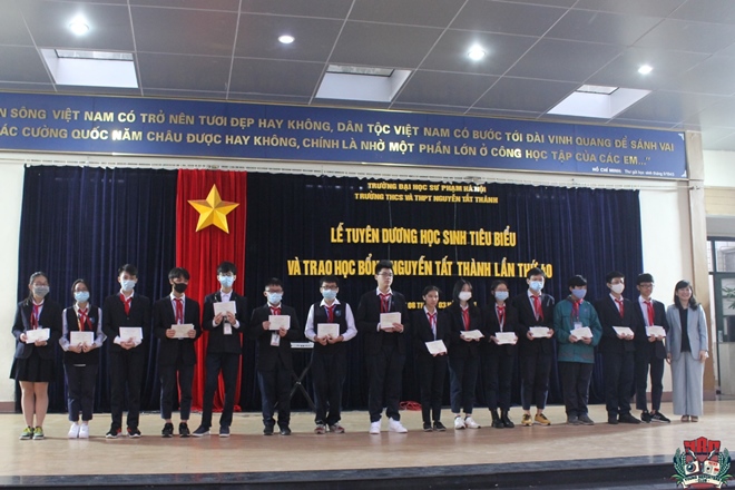 Lễ tuyên dương học sinh tiêu biểu và trao học bổng Nguyễn Tất Thành lần thứ 40