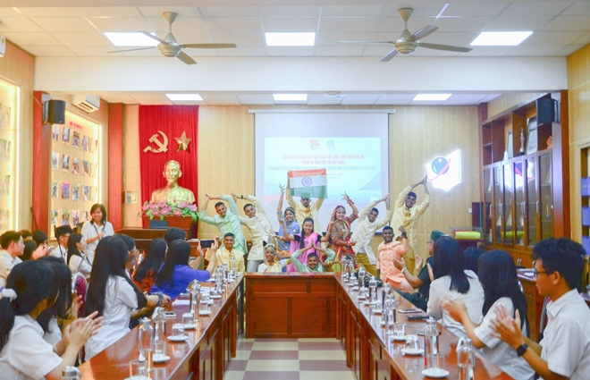 Thanh niên Việt Nam - Ấn Độ chung tay vun đắp tình hữu nghị