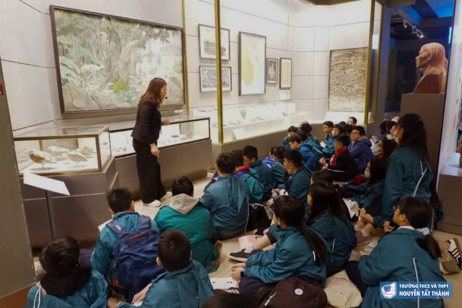 Sôi nổi các hoạt động học tập trải nghiệm tại Bảo tàng Lịch sử Quốc gia Việt Nam