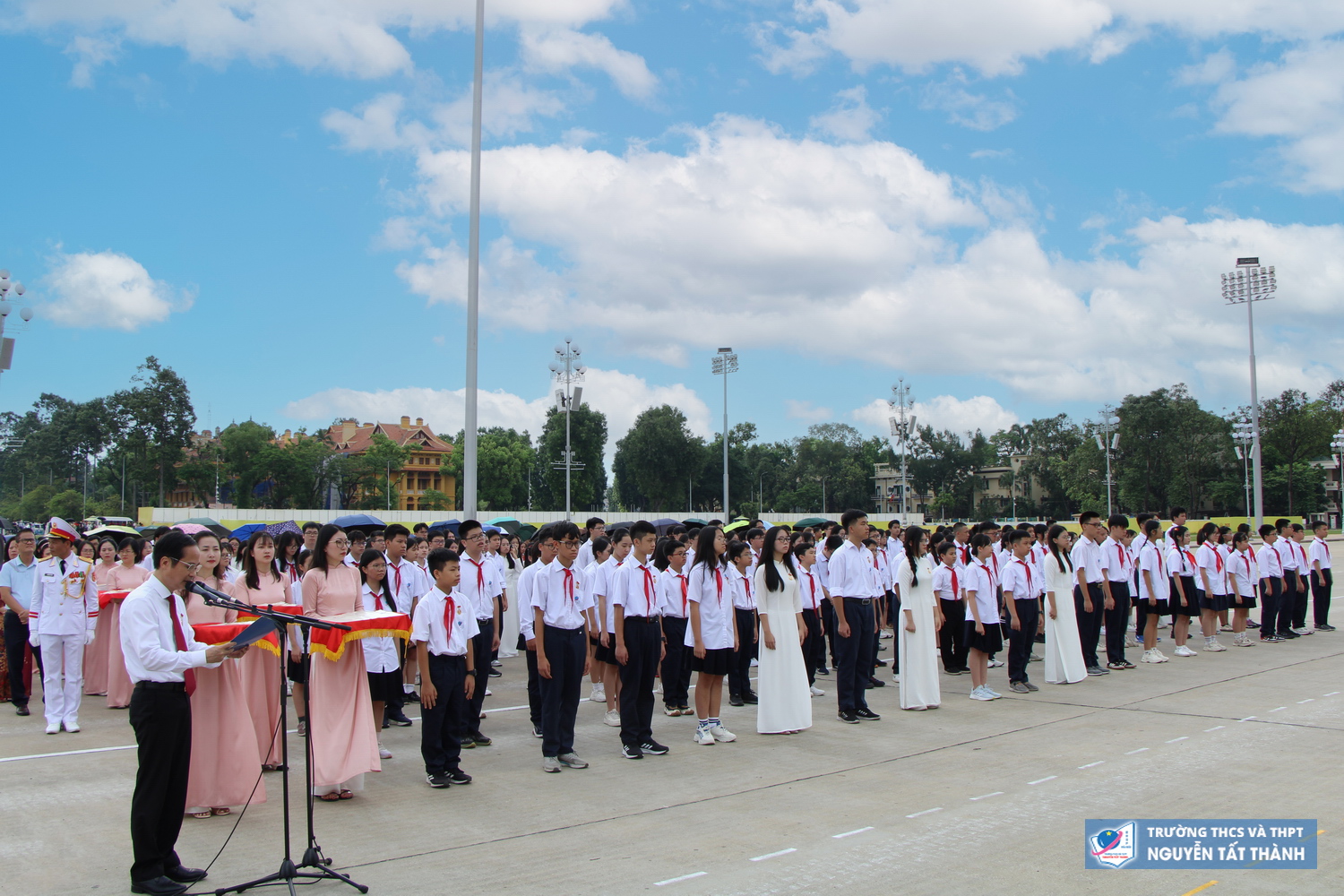 Lễ Báo công dâng Bác, tuyên dương học sinh tiêu biểu và trao học bổng Nguyễn Tất Thành lần thứ 53