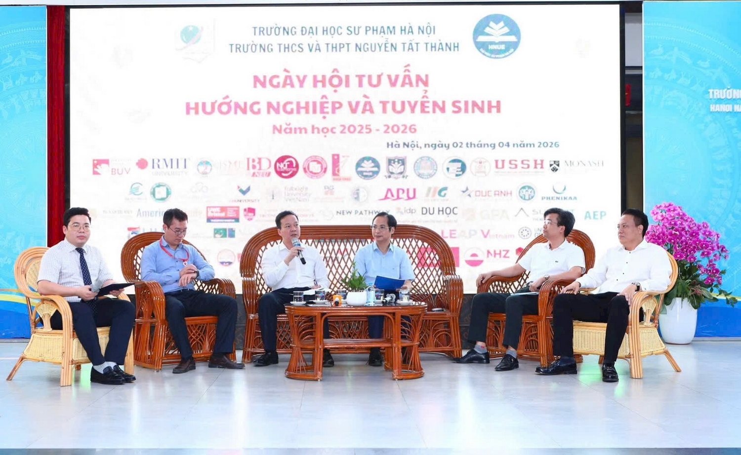 Ngày hội Tư vấn hướng nghiệp và tuyển sinh năm học 2025-2026: Mở khóa cánh cửa nghề nghiệp