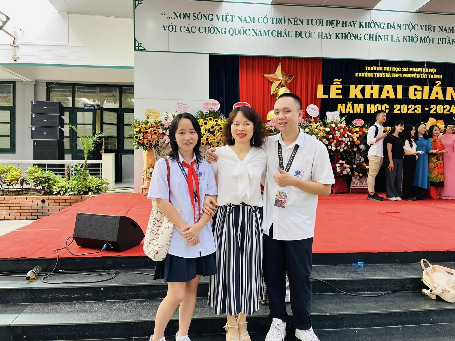 Cảm xúc về một ngôi trường