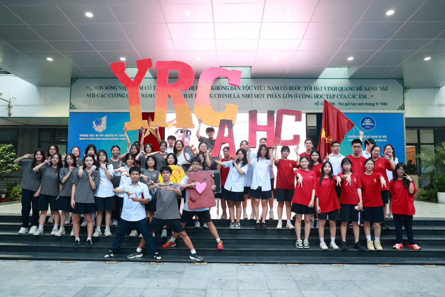Chào mừng kỉ niệm 72 năm Ngày Giải phóng Thủ đô và giới thiệu CLB Lịch sử (AHC), CLB Phóng viên trẻ (YRC): Khi lịch sử được giữ lại và câu chuyện được kể tiếp